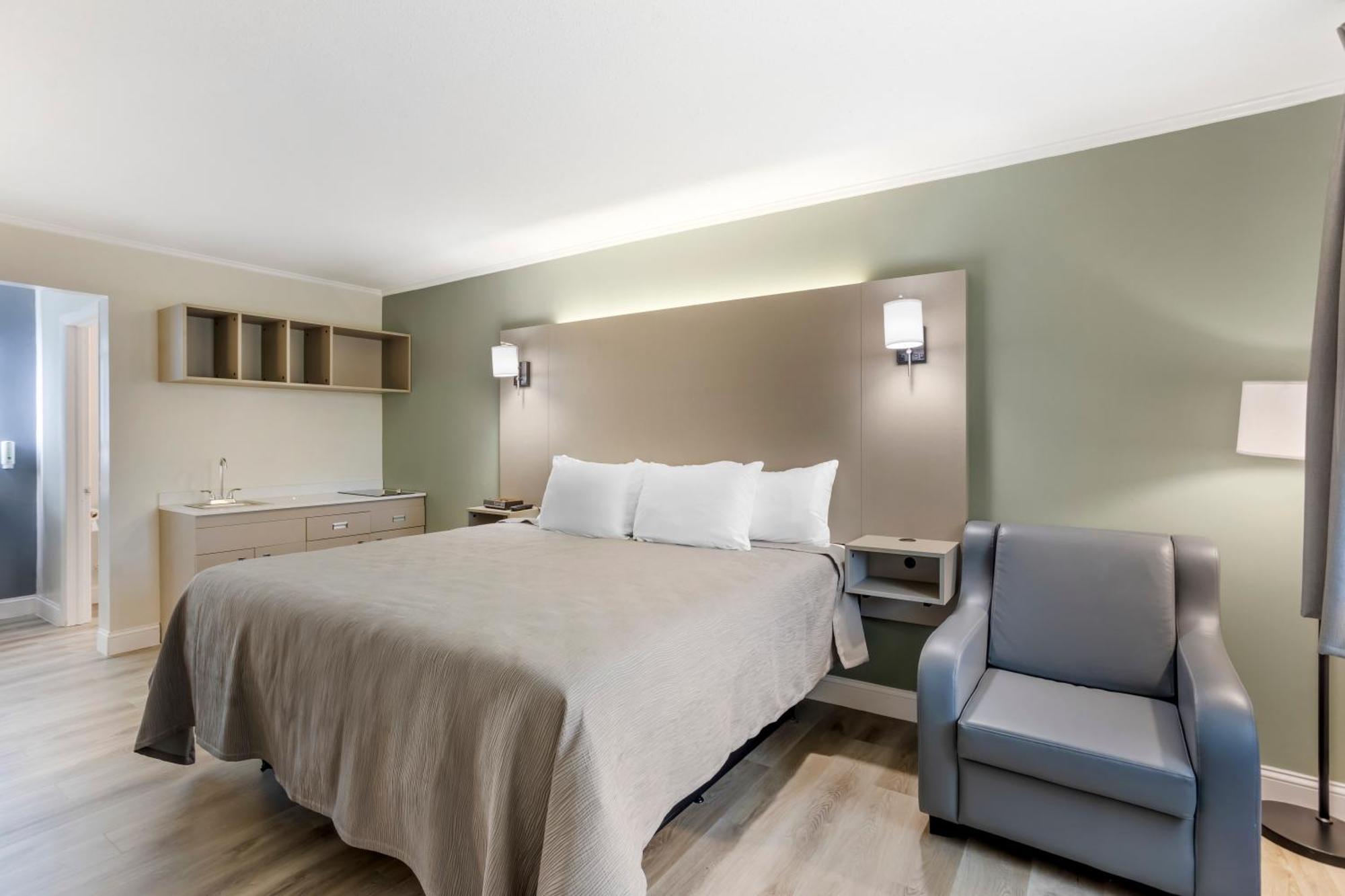 Quality Inn Smoketown  Ngoại thất bức ảnh