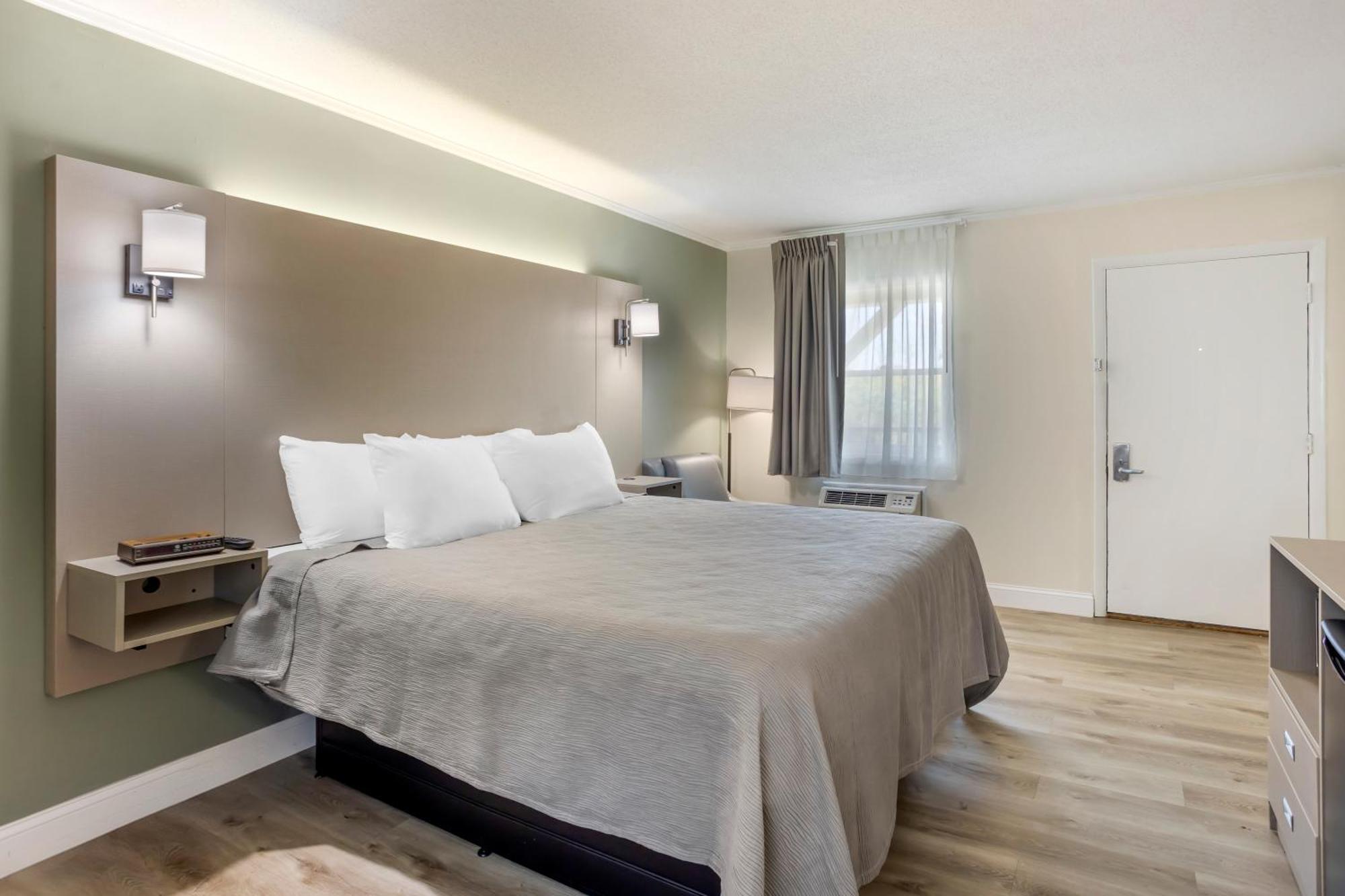 Quality Inn Smoketown  Ngoại thất bức ảnh