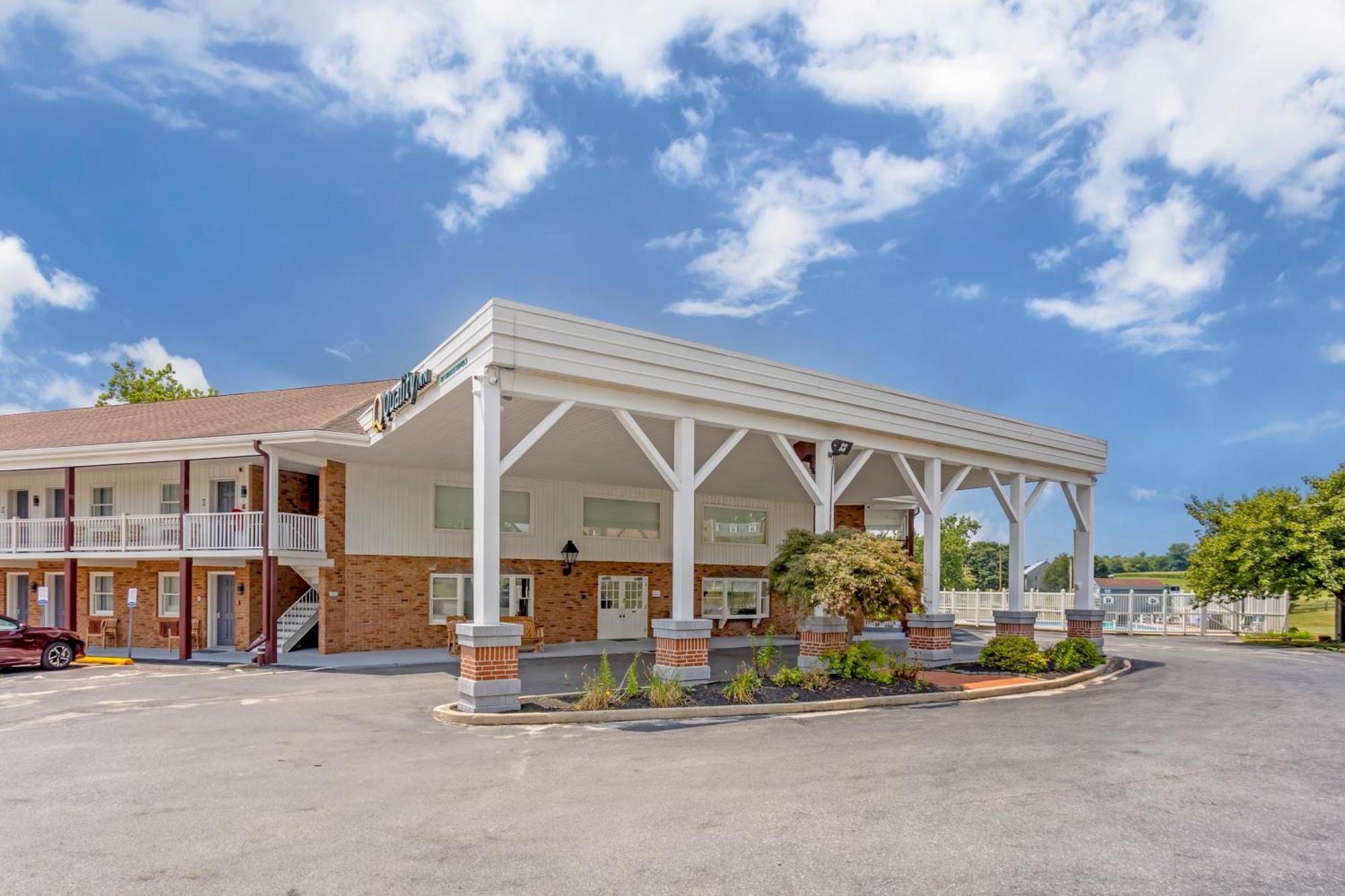 Quality Inn Smoketown  Ngoại thất bức ảnh