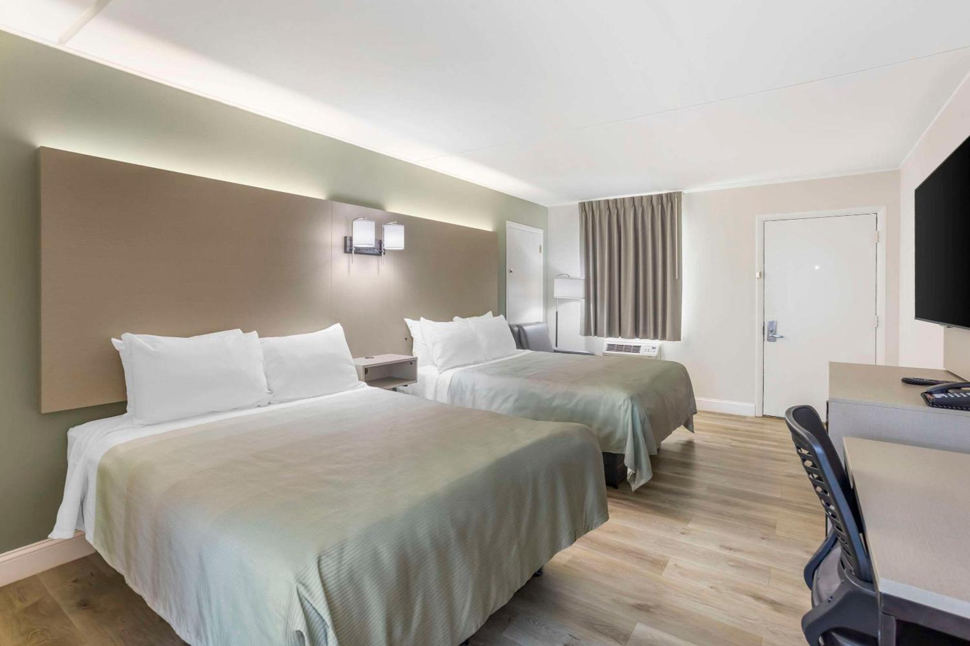 Quality Inn Smoketown  Ngoại thất bức ảnh